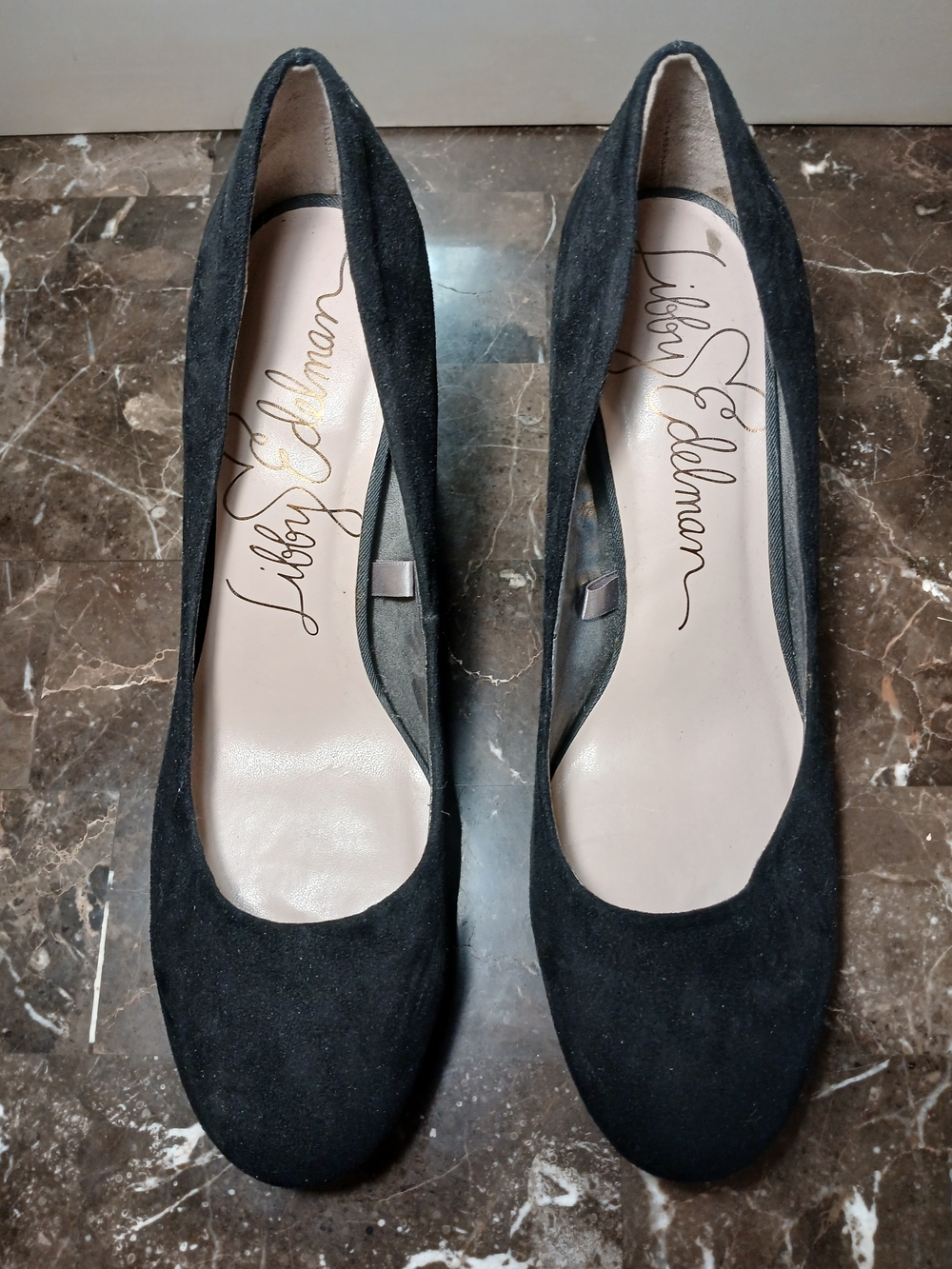 libby. edelman Black Faux Suede  Round-Toe Block Heels